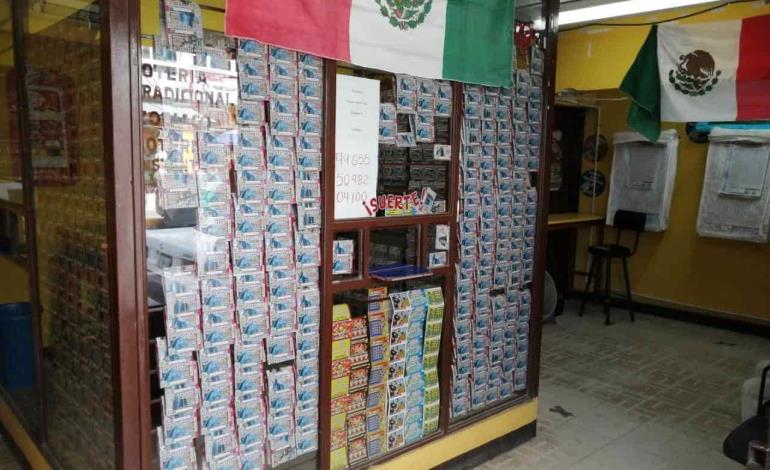 Furor por la rifa del avión