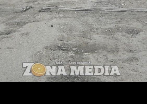 Abundan baches en la zona centro