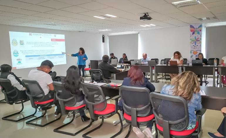 Presentan ruta para la implantación del plan estratégico de transformación educativa