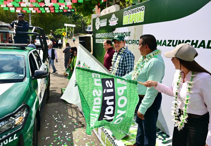 Entregó Gobernador del Estado lote de patrullas para Tamazunchale