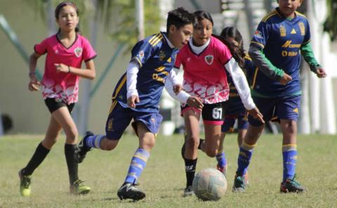 Triunfó el Porvenir en infantil y la juvenil A
