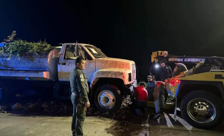 Realizaron retiro de coches abandonados