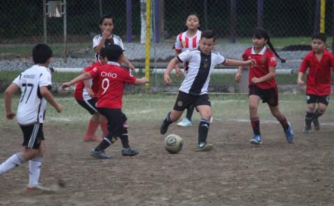 Academia Orizatlán ganó en futbol Pony
