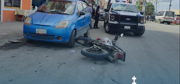 Camioneta arrolló a motociclista