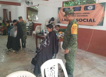 Militares en Jalpilla dieron servicio social