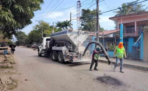 Mejoras en el camino  Tambaca-Agua Buena
