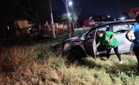 CHOQUE DEJÓ A MUJER HERIDA 
