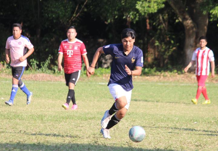 Armadillos 5-0 Halcones en el torneo Adelaido Cabañas