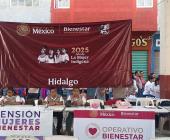 Entregan tarjetas de Mujeres Bienestar en El Encinal 