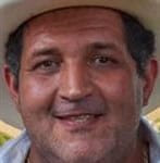 Guilebaldo Flores ............. Quiere hueso Guilebaldo Flores ............. Quiere hueso