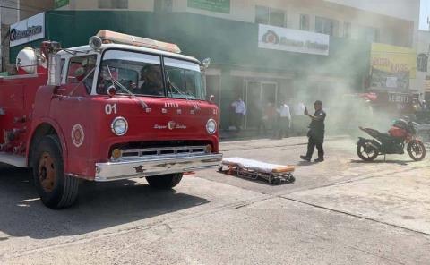 Bomberos capacitados en incendios forestales
