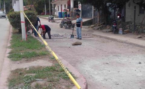 Trabajos en puente continúan en proceso