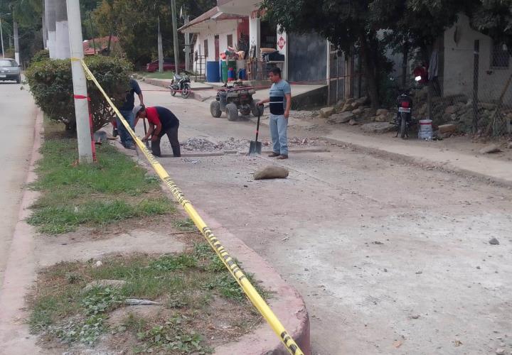 Trabajos en puente continúan en proceso