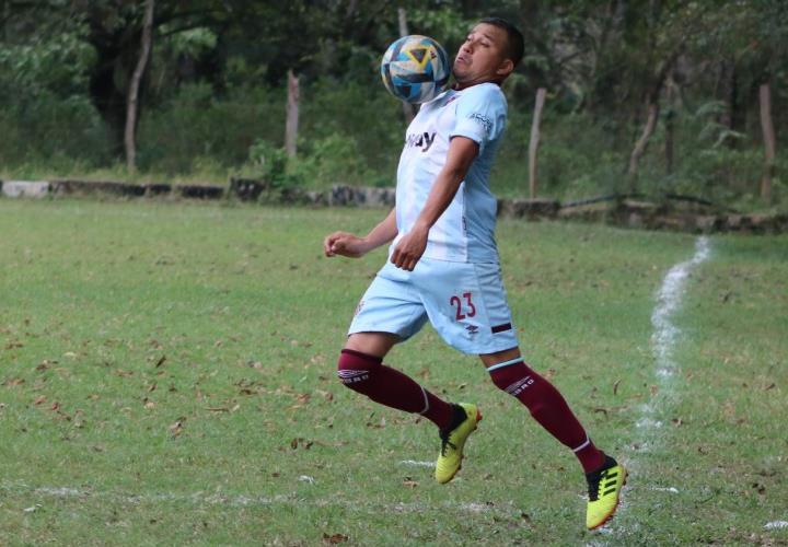 Telesecundaria superó a la Cruz 2-0 en master