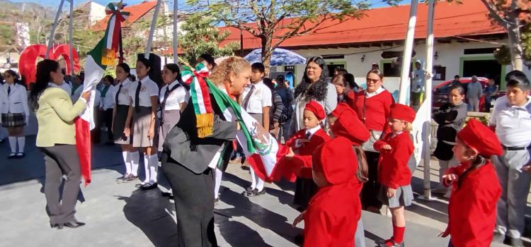 Abanderaron a siete escoltas educativas