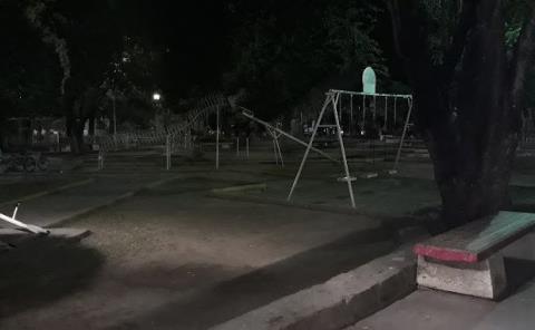 En "penumbras"  el Parque Pípila
