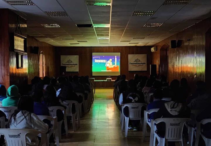 Proyectaron muestra de cine de lenguas originarias a estudiantes 