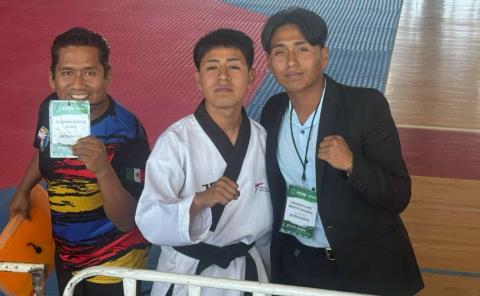 Taekwondoínes destacan en participación en Macro Regional