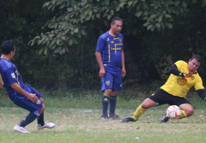 San Miguel dio cuenta de Jalpilla 2-1 en master