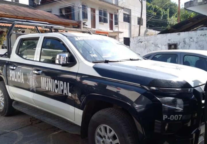Choque deja daños materiales en Matlapa