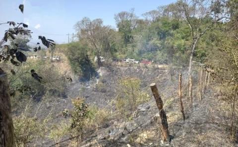 Movilización por incendio de basurero