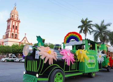 El SMDIF encabezó desfile primaveral