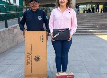 Presidenta municipal adquirió armamento