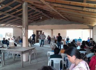 Familias de Santa Elena  exigen atención al agua