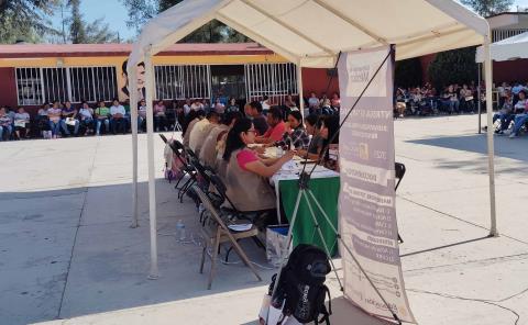 600 alumnos tendrán beca
