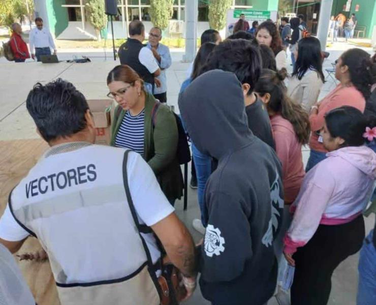 Campaña "lava, tapa y voltea" realizó la Ssa
