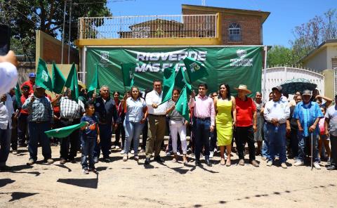 Gobierno sigue con obras en La Loma

