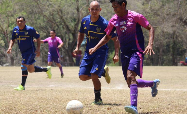 Jalpilla 2-0 Farma Doc expulsado ´Chacal´ Mtz.