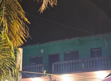 Menor cayó de una azotea           