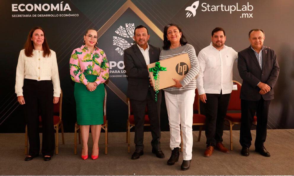 Capacitan a emprendedores  en herramientas digitales
