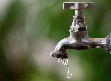Suministro de agua, solo en la cabecera