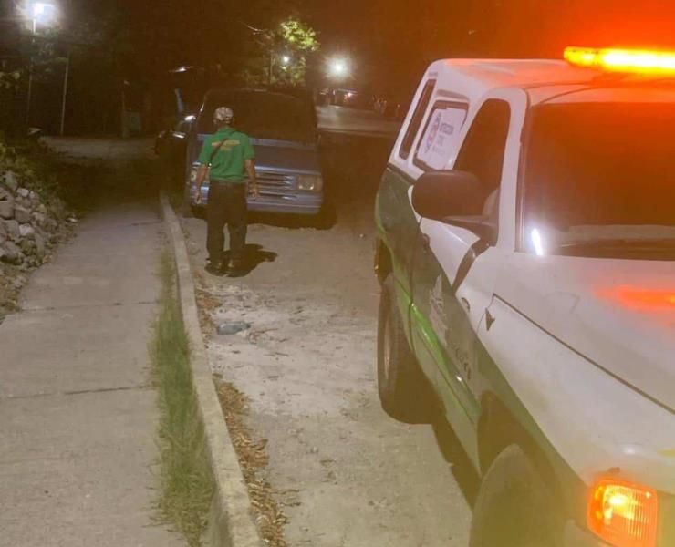 JOVEN HERIDO AL DERRAPAR MOTO          
