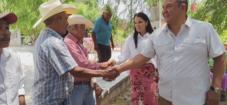 Agradecen apoyo de Arnulfo Urbiola Agradecen apoyo de Arnulfo Urbiola