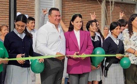 Inauguraron obra en telesecundaria
