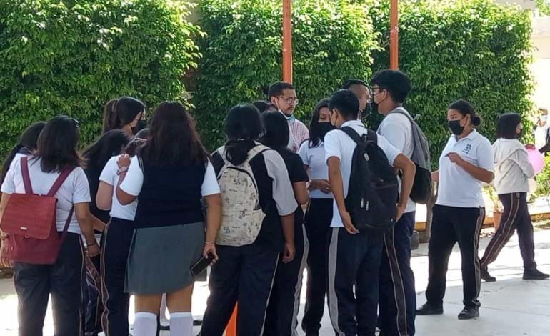 Con programas de salud evitan males