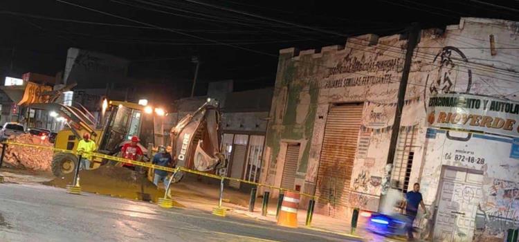 Por concluir obra de calle "Morelos" Por concluir obra de calle "Morelos"