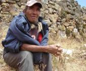 Antorchistas quieren despojar de terreno a un ancianito 