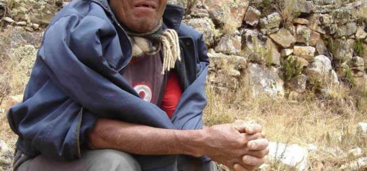 Antorchistas quieren despojar de terreno a un ancianito Antorchistas quieren despojar de terreno a un ancianito