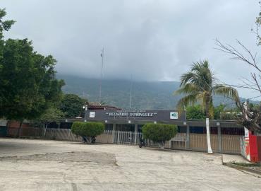 Padres de familia piden graduación austera en secundaria Belisario Domínguez de Matlapa