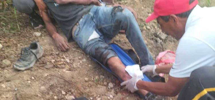 DOS LESIONADOS EN ACCIDENTES DE MOTO DOS LESIONADOS EN ACCIDENTES DE MOTO
