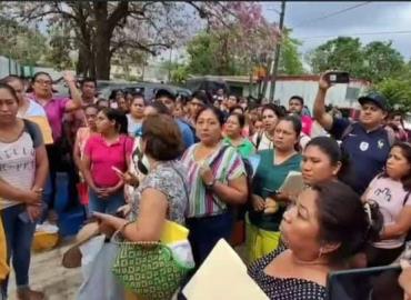 Manifestación en el COBACH 12 de Tampacán