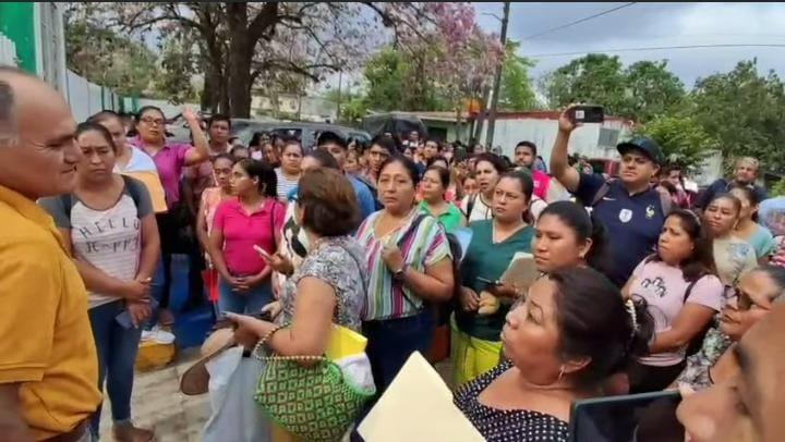 Manifestación en el COBACH 12 de Tampacán