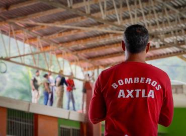 Realizan simulacro de prevención en la primaria Emiliano Zapata