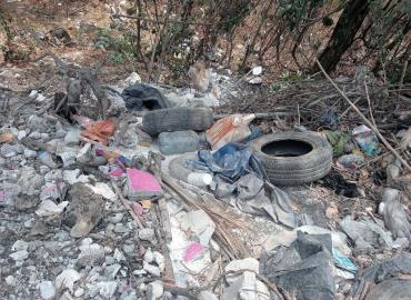 Denuncian basurero clandestino en Choteco