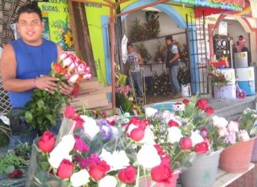 Florerías esperan repunte de ventas por 10 de mayo 