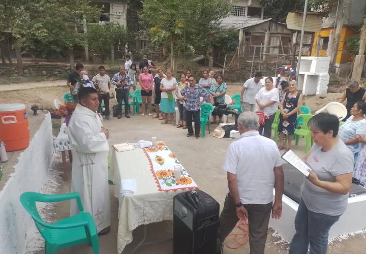 Realizan ritual del agua en La Fortuna